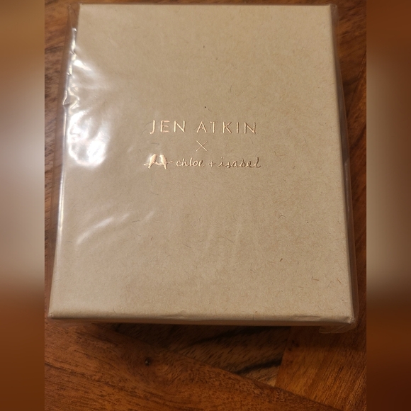 NWT Chloe + Isabel x Jen Atkin Suede + Baguette Headwrap + Choker - red - Picture 4 of 4